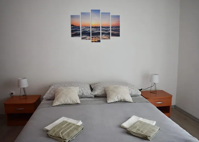 Doris Apartman Gradac (Split-Dalmatia)