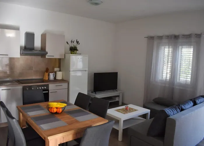 Doris Apartman
