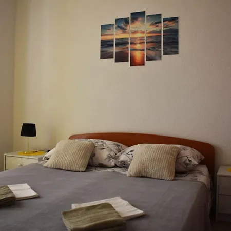 Apartment Doris - Entire Floor & Sea View *